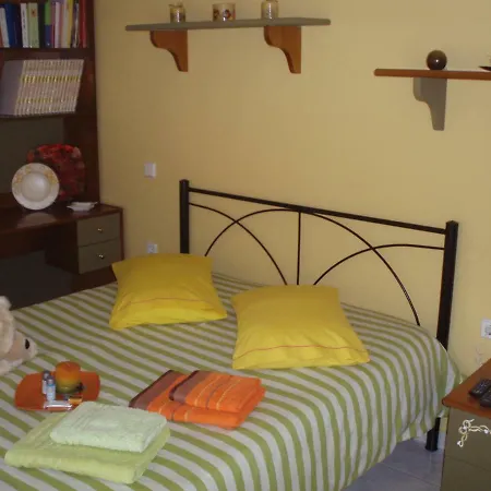 3 Brothers - στο κέντρο των τρικάλων Lägenhet