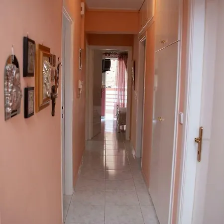 3 Brothers - στο κέντρο των τρικάλων Lägenhet