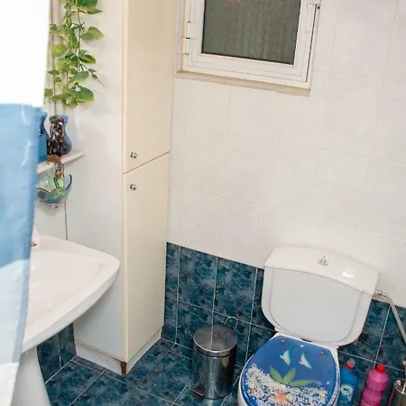 3 Brothers - στο κέντρο των τρικάλων